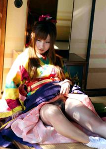 Японки в кимоно показывают пушистые лобки - фото #16