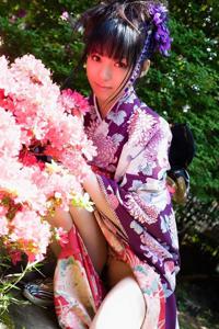 Японки в кимоно показывают пушистые лобки - фото #32