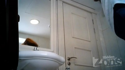 Girl Peeing With Hairy Pussy